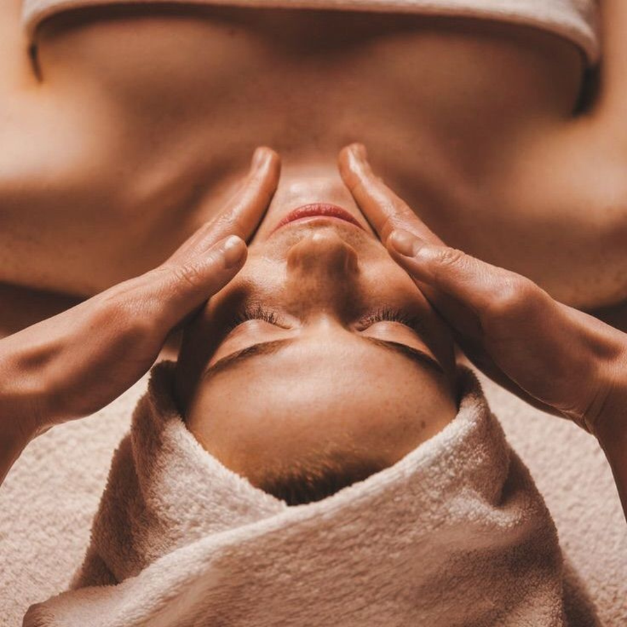 Focus on Skin Facial
