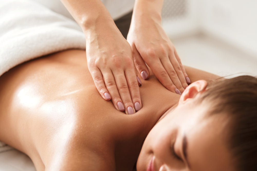 De-Stressing Back Massage (with Facial)